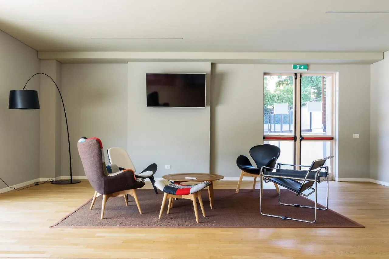 Luxury Flat With Pool Gym Spa Parking - Unit9B Milan 0*,  Italy