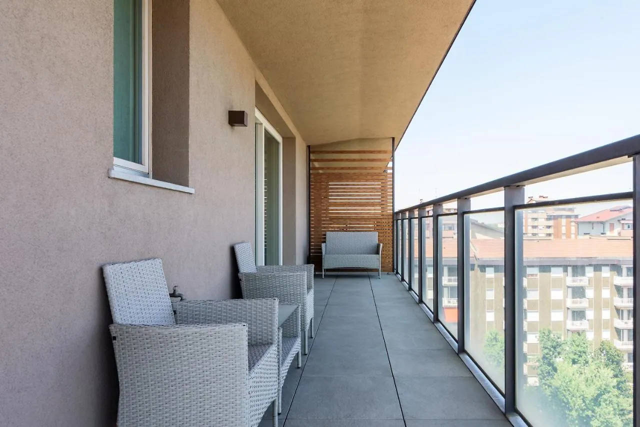 Apartment Luxury Flat With Pool Gym Spa Parking - Unit9B Milan