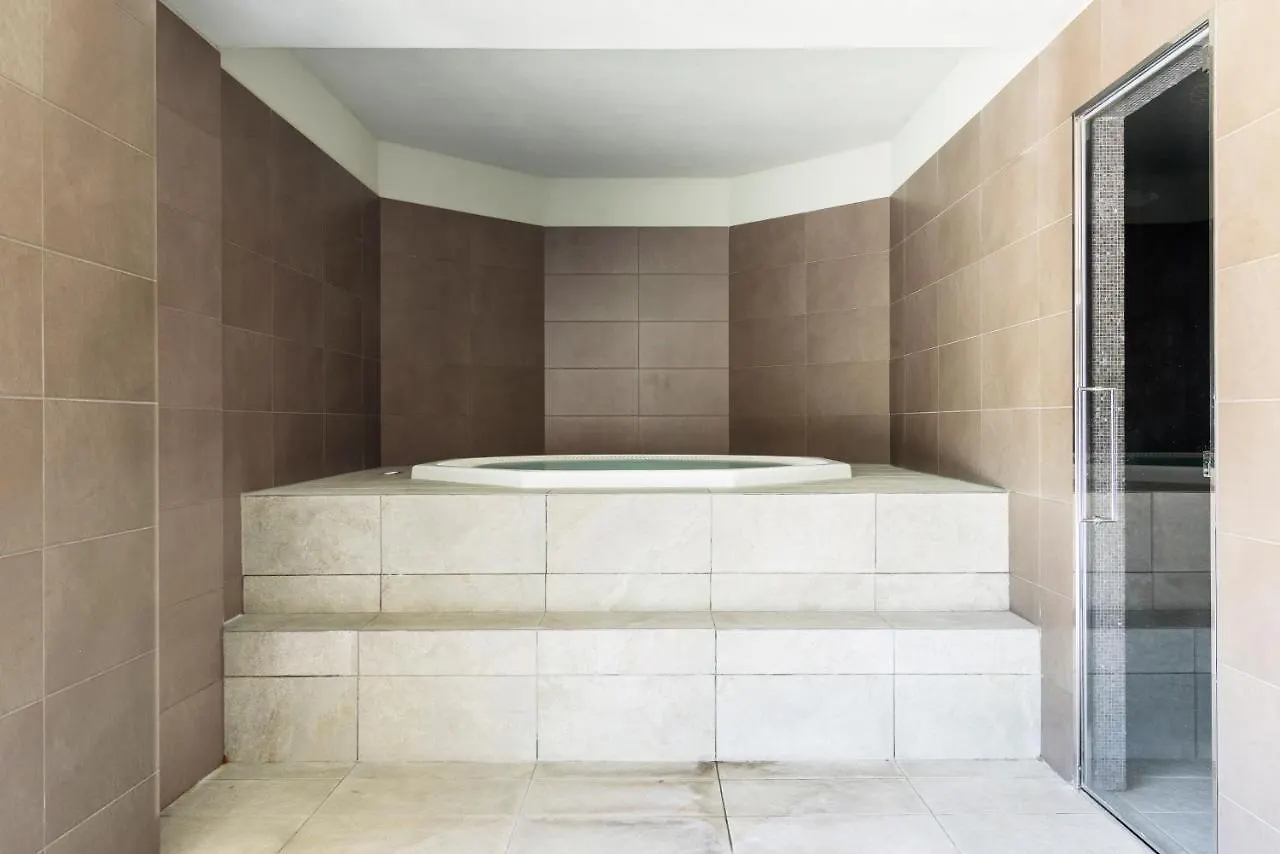 Luxury Flat With Pool Gym Spa Parking - Unit9B Milan 0*,